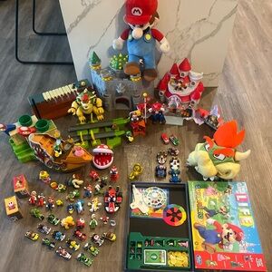Super Mario Adventure Playset with Figures